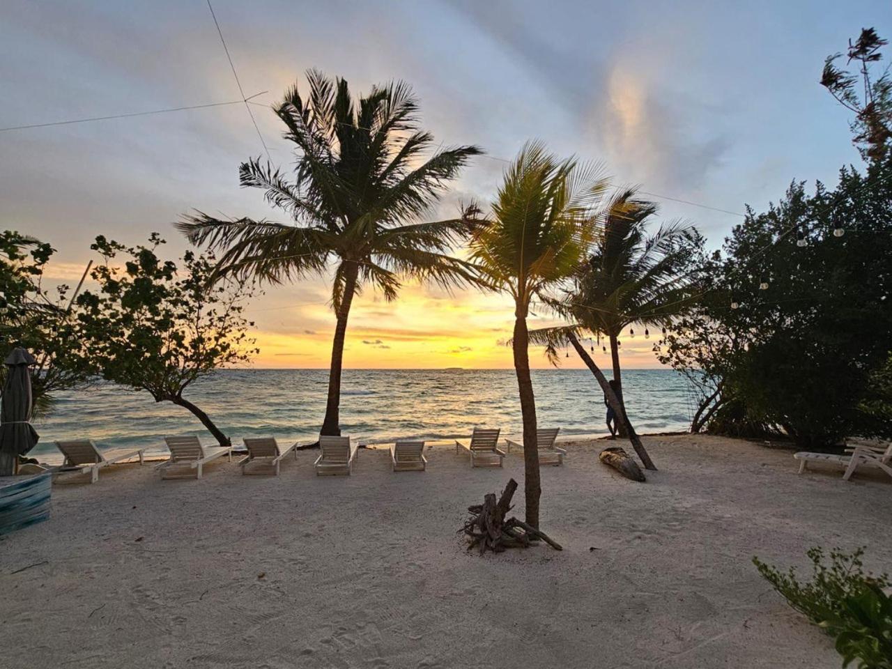 The Sunset Villa Dhiffushi Exterior foto